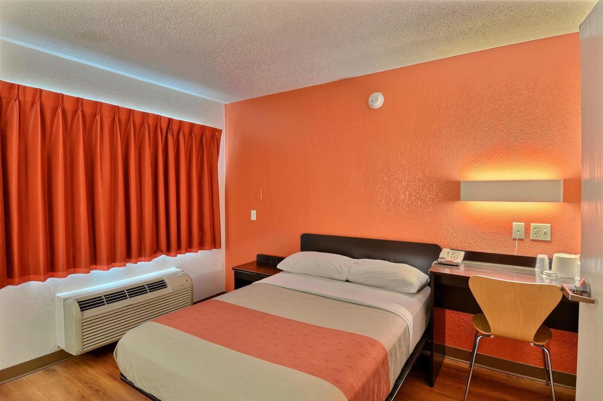 Motel 6-Tewksbury, Ma - Boston Buitenkant foto