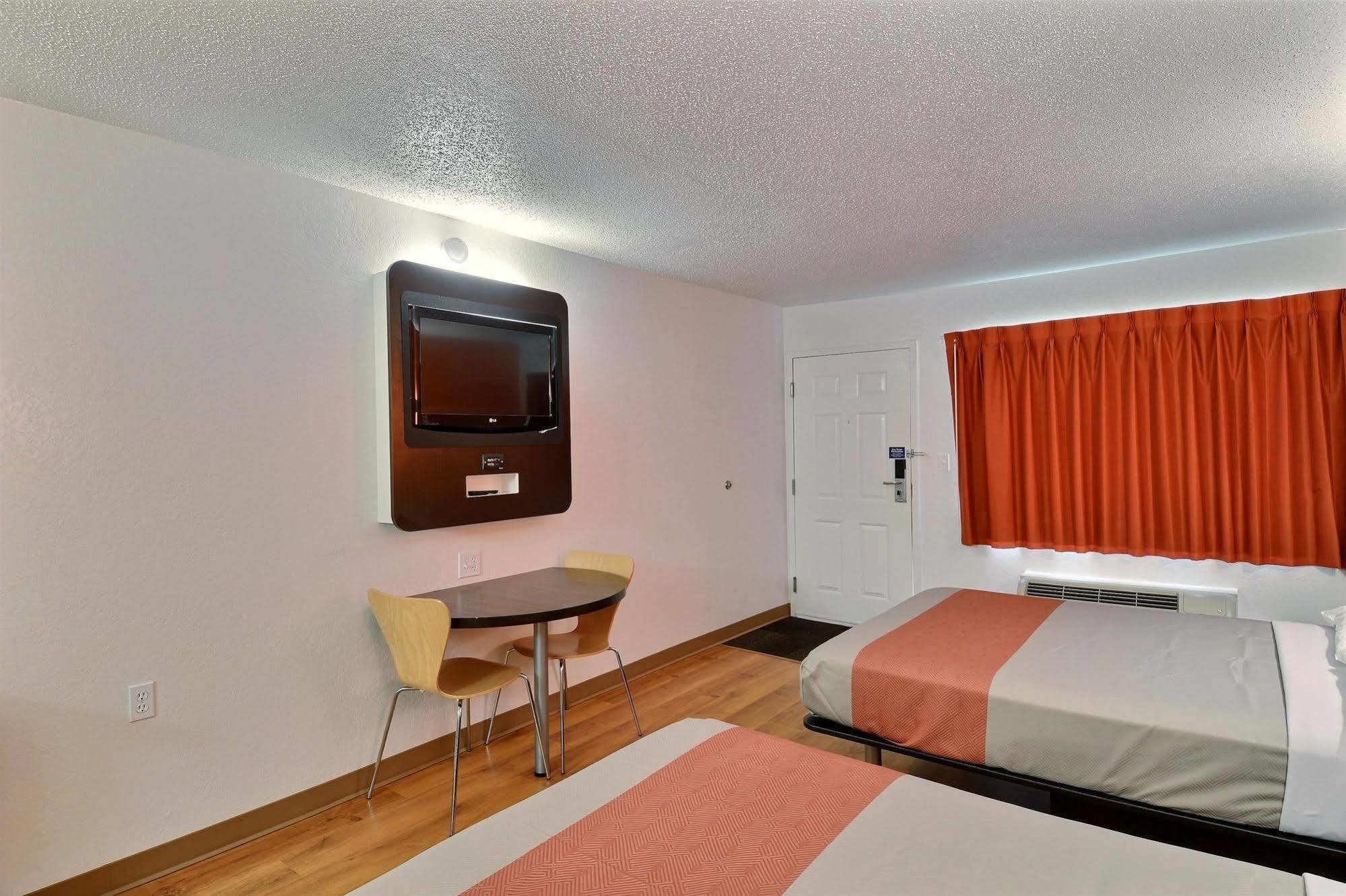 Motel 6-Tewksbury, Ma - Boston Buitenkant foto